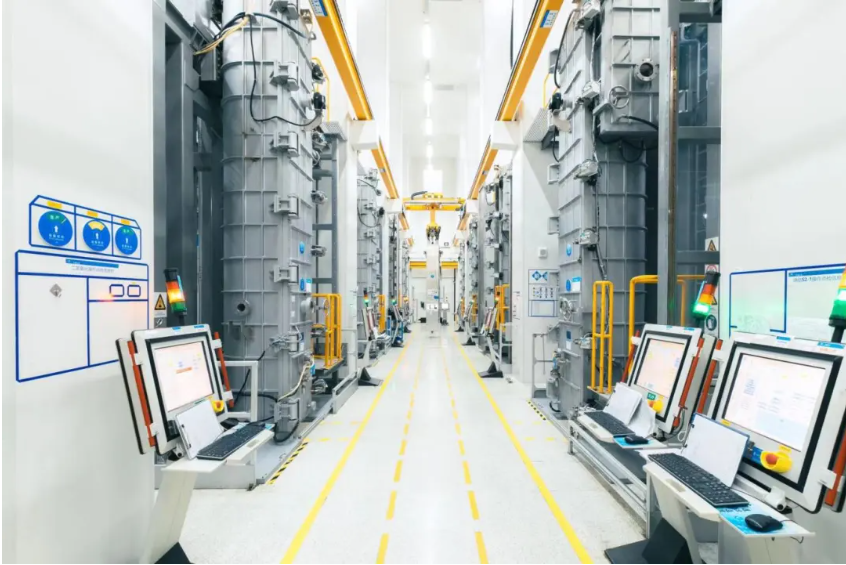 亨通集团荣膺2025中国工业数据治理“领跑者”，以网络工程铸就数字化转型新标杆